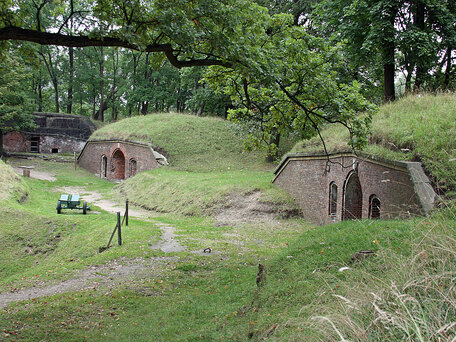 Dorota Ratkowska. Świnoujście. Twierdza Świnoujście - Fort I Gerharda. Górny taras artyleryjski. Stan na 12 września 2014 roku