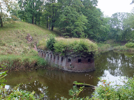 Grzegorz Chmielecki. Świnoujście. Twierdza Świnoujście - Fort I Gerharda. Kaponiera południowa. Stan na 12 września 2014 roku